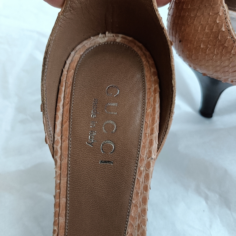 Gucci Sandal luxury  Snake Skin Ankle Strap Heels sz 8.5B - Picture 13 of 15